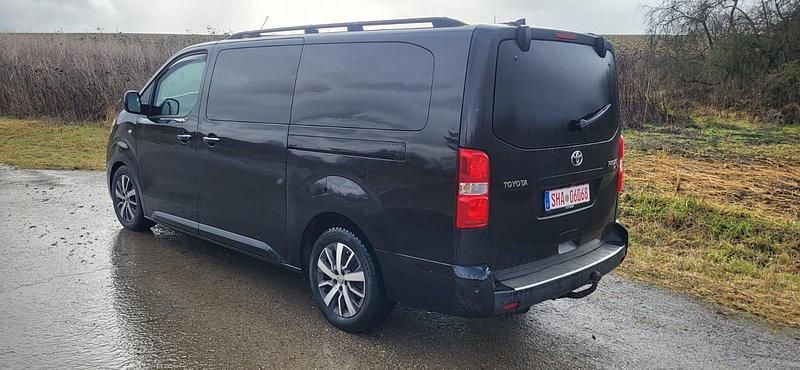 Gebraucht Toyota Proace 177 PS (130 kW) 2018 Schwarz Van / Kleinbus
