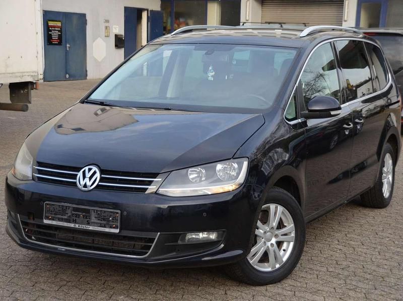 Gebraucht VW Sharan 140 PS (102 kW) 2011 Deep black perleffekt Van / Kleinbus