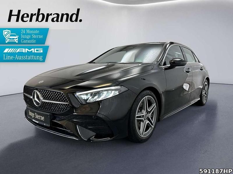 Unilack nachtschwarz Gebraucht 2025 Mercedes A200 AMG line Limousine | 30.770 € (Fairer Preis) - Bild 1/4