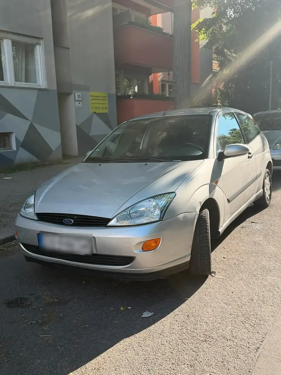 Gebraucht Ford Focus 75 PS (55 kW) 2002 Andere farben Kleinwagen
