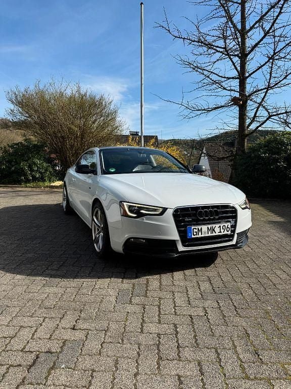 Gebraucht Audi A5 S-Line 211 PS (155 kW) 2013 Weiß Coupé