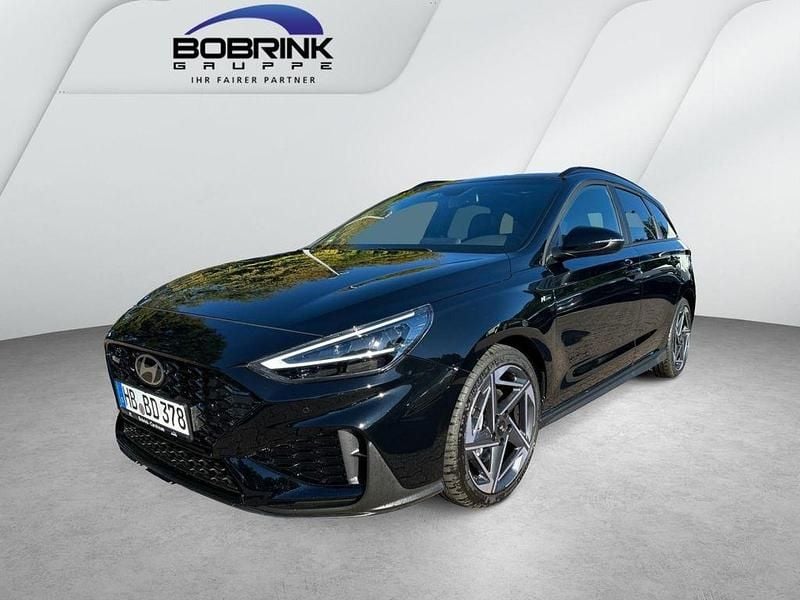 Schwarz Gebraucht 2025 Hyundai i30 N Line Limousine | 31.990 € (Teuer) - Bild 1/4