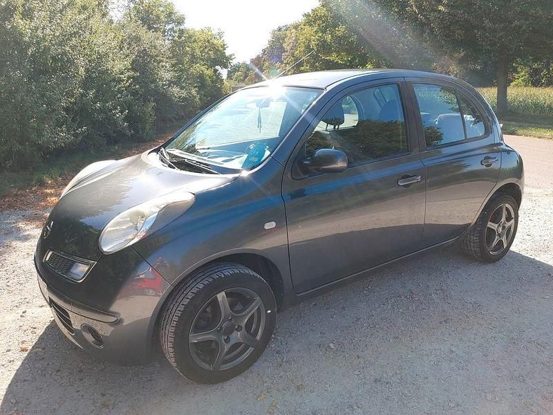 Grau Gebraucht 2008 Nissan Micra Kleinwagen | 2.800 € (Etwas zu teuer) - Bild 1/4