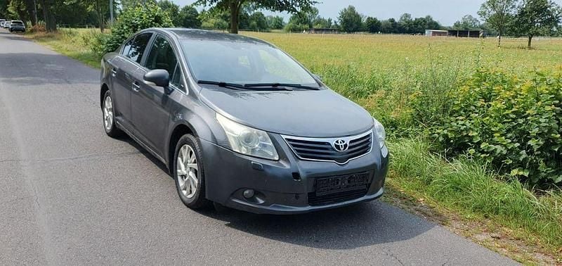 Gebraucht Toyota Avensis Multidrive S 147 PS (108 kW) 2011 Grau Limousine
