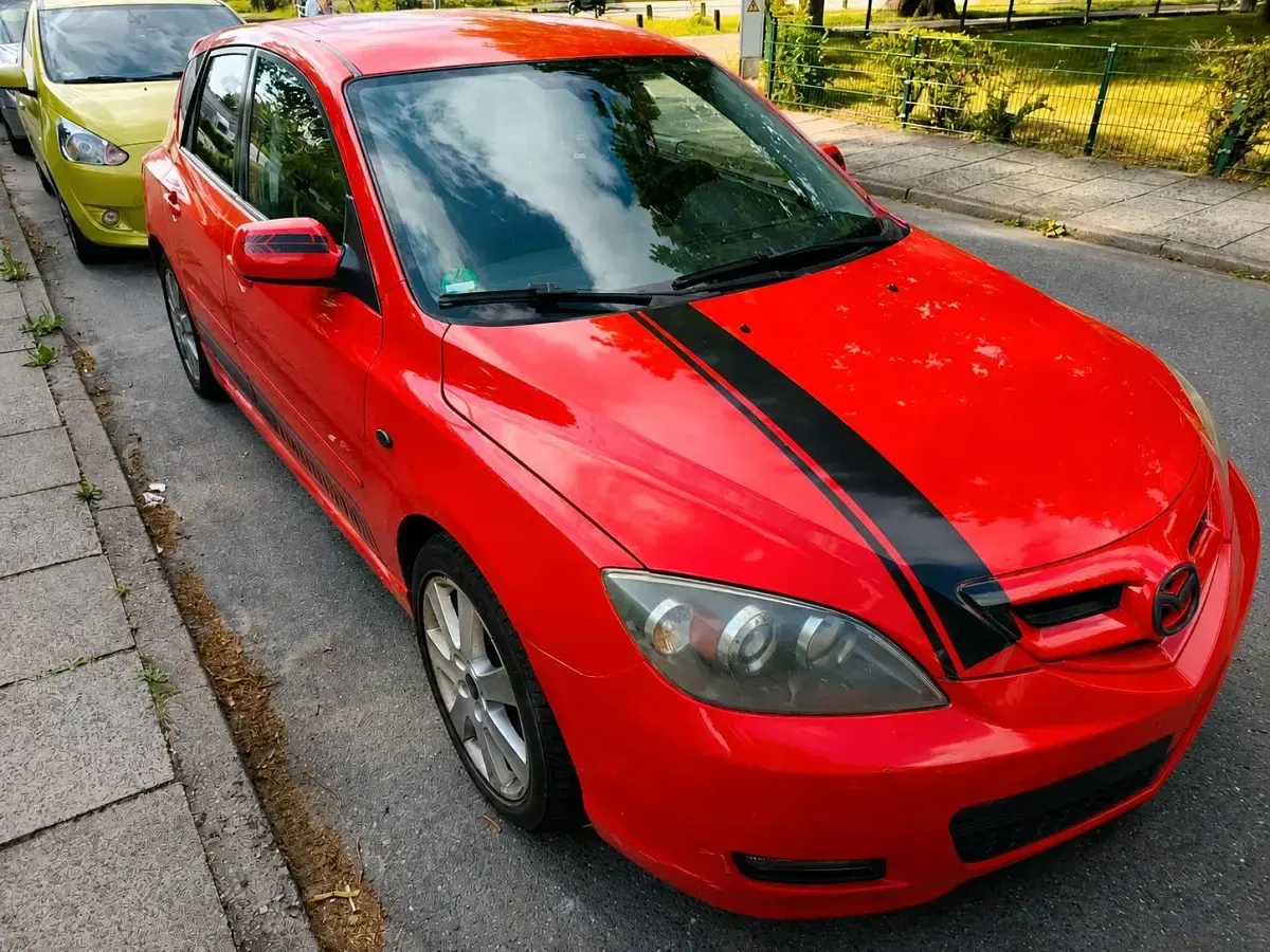 Gebraucht Mazda 3 Inclusive 149 PS (109 kW) 2008 Rot Limousine