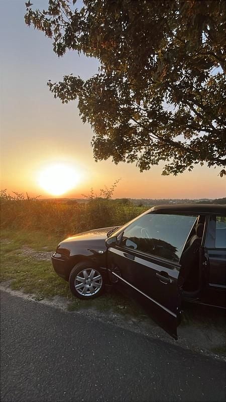 Schwarz Gebraucht 2001 VW Golf Cabriolet Cabrio | 2.600 € (Guter Preis) - Bild 1/4