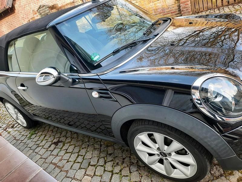 Gebraucht Mini Cooper Cabriolet 122 PS (89 kW) 2015 Schwarz Cabrio