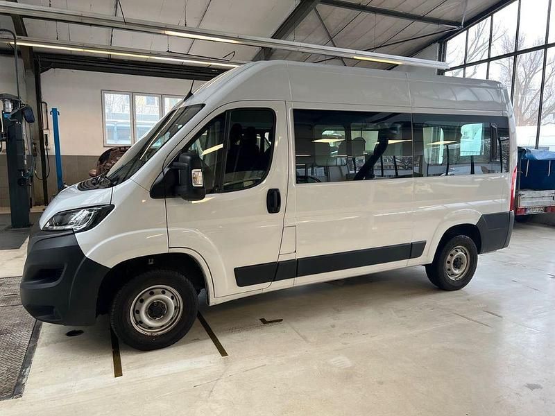 Gebraucht Fiat Ducato 140 PS (102 kW) 2022 Violett Van