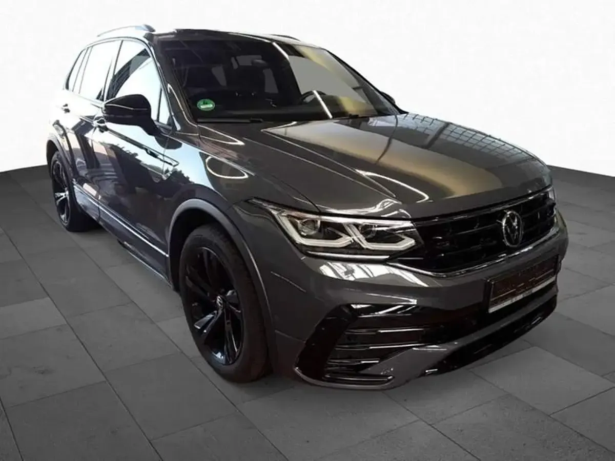 Gebraucht VW Tiguan Style 193 PS (141 kW) 2021 Grau (delfingrau metallic) SUV