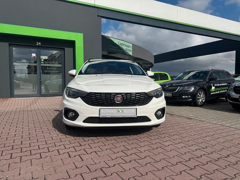Gebraucht Fiat Tipo Easy 120 PS (88 kW) 2017 Weiß Kombi