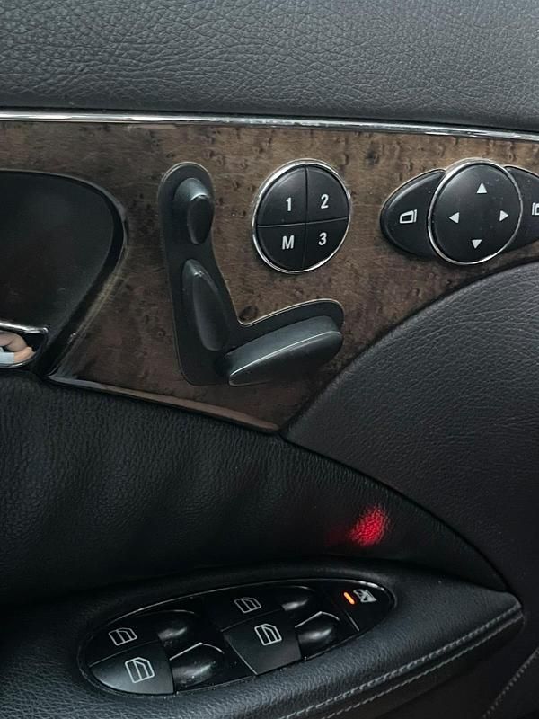 Gebraucht Mercedes E320 224 PS (164 kW) 2004 Silber Limousine