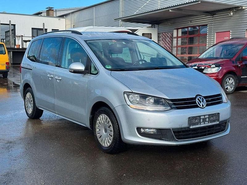Gebraucht VW Sharan Comfortline 140 PS (102 kW) 2014 Silber Van / Kleinbus
