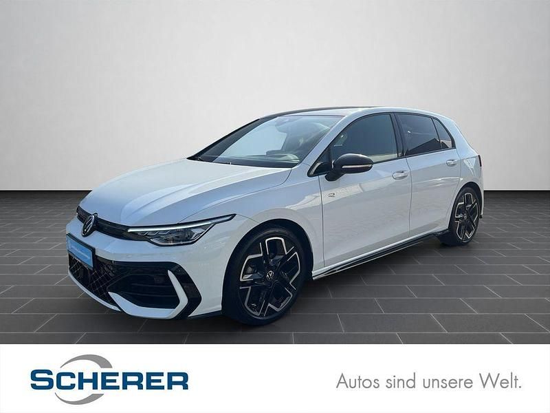 Weiß Gebraucht 2025 VW Golf R-line Limousine | 29.200 € (Teuer) - Bild 1/4