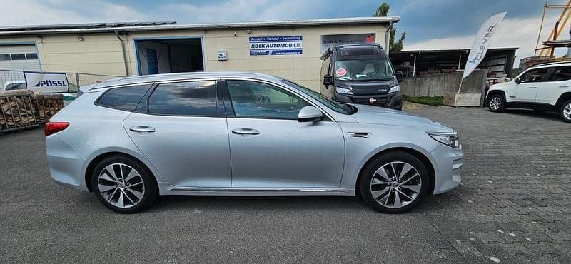 Silber Gebraucht 2017 Kia Optima Spirit Kombi | 13.800 € (Superpreis) - Bild 1/4