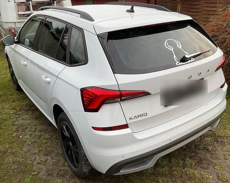 Weiß Gebraucht 2023 Skoda Kamiq SUV | 23.500 € (Fairer Preis) - Bild 1/4