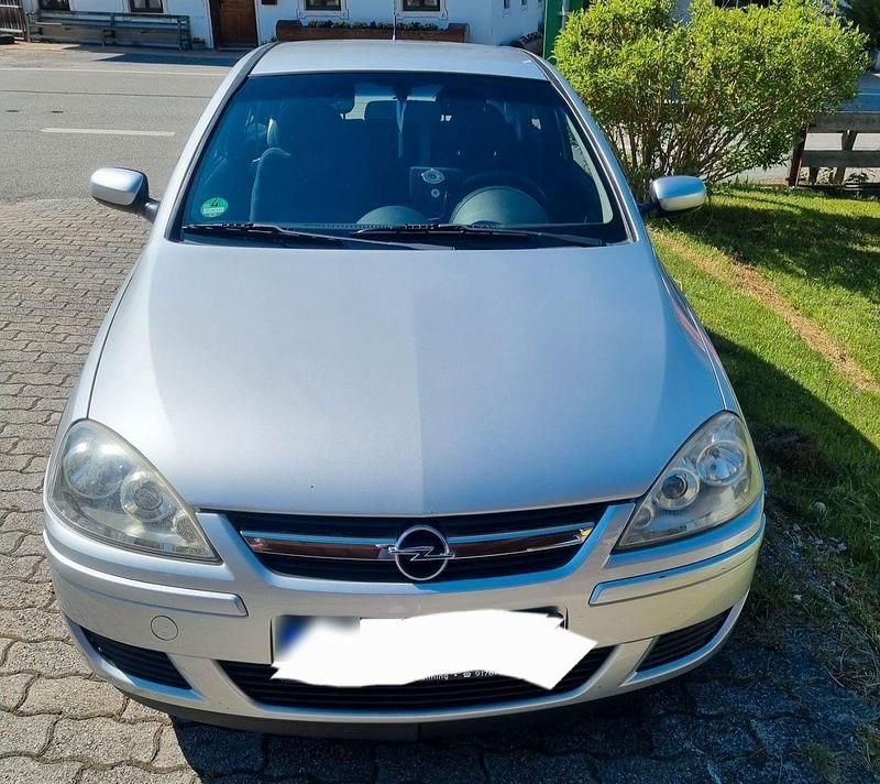 Gebraucht Opel Corsa 80 PS (58 kW) 2006 Silber Limousine