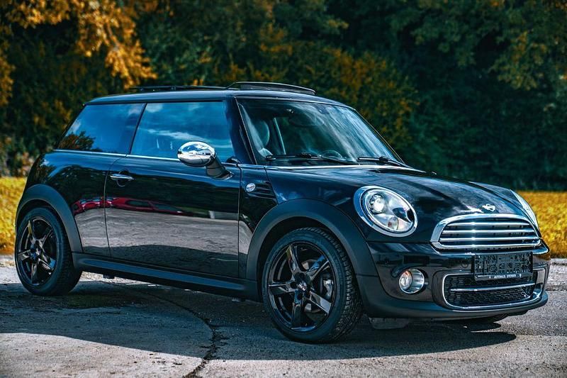 Schwarz Gebraucht 2011 Mini Cooper D Kleinwagen | 7.250 € (Fairer Preis) - Bild 1/4