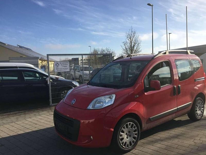 Rot Gebraucht 2009 Fiat Fiorino Basis Van / Kleinbus | 2.200 € (Fairer Preis) - Bild 1/4