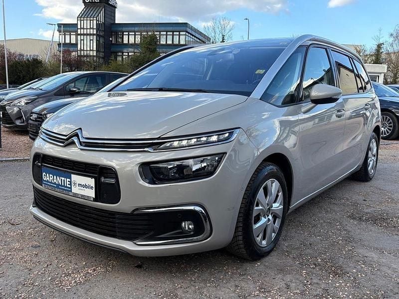 Gebraucht Citroën Grand C4 Picasso Shine 165 PS (121 kW) 2017 Lackierung sable/typ aussenver Van / Kleinbus