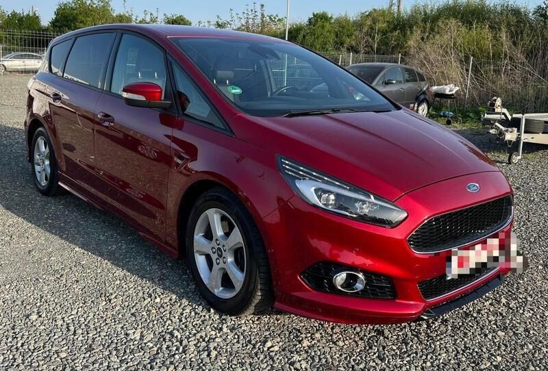 Rot Gebraucht 2018 Ford S-MAX ST-Line Van / Kleinbus | 12.999 € (Superpreis) - Bild 1/4