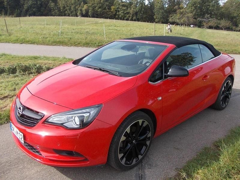 Gebraucht Opel Cascada Innovation 200 PS (147 kW) 2017 Rot Cabrio
