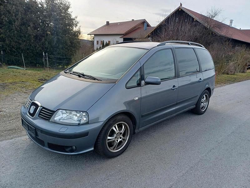Gebraucht Seat Alhambra 140 PS (102 kW) 2009 Grau Van / Kleinbus