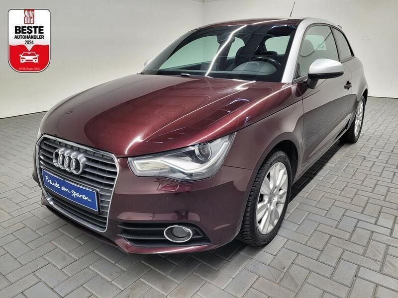 Gebraucht Audi A1 Comfort 122 PS (89 kW) 2011 Rot (shirazrotmet.) Kleinwagen