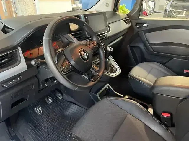 Gebraucht Renault Kangoo 95 PS (69 kW) 2022 Weiß Van / Kleinbus
