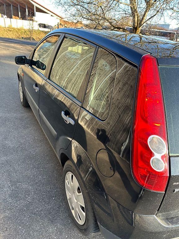 Gebraucht Ford Fiesta Ambiente 80 PS (58 kW) 2006 Limousine