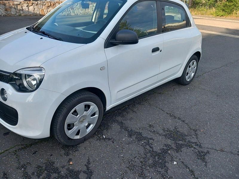 Weiß Gebraucht 2016 Renault Twingo Experience Kleinwagen | 5.300 € (Superpreis) - Bild 1/4