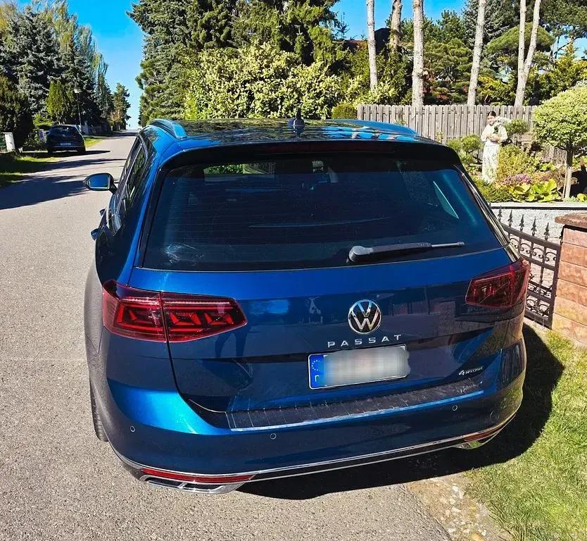 Occasion VW Passat R-line 200 ch (147 kW) 2022 Bleue Break