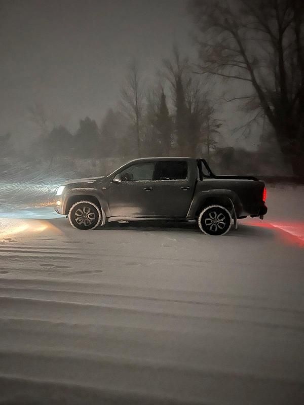 Gebraucht VW Amarok 132 PS (97 kW) 2015 Grau Pickup