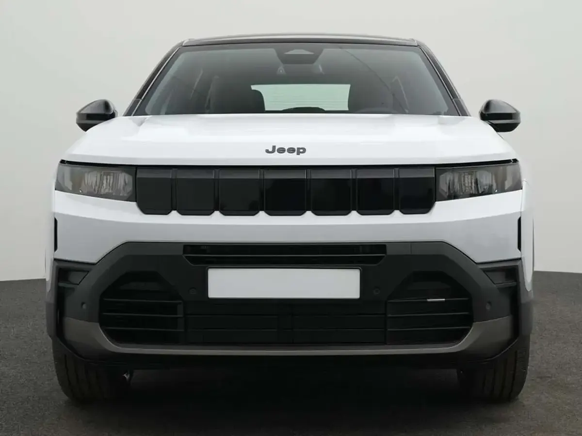 Gebraucht Jeep Compass Altitude 145 PS (106 kW) 2026 Antarctica white / black SUV