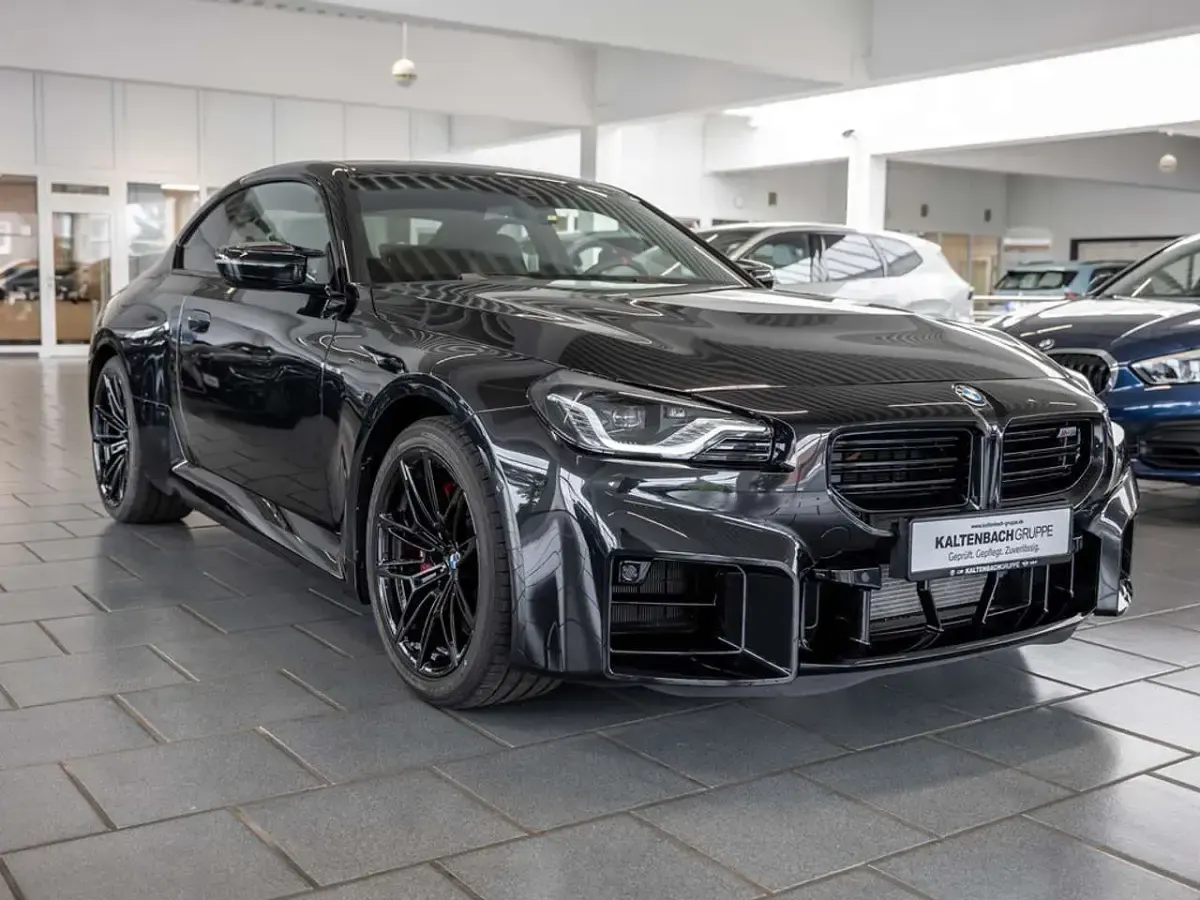 Gebraucht BMW M2 Performance 480 PS (353 kW) 2025 Black sapphire Coupé