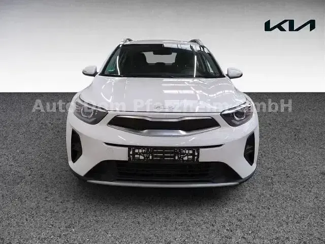 Gebraucht Kia Stonic Vision 101 PS (74 kW) 2024 Weiß SUV