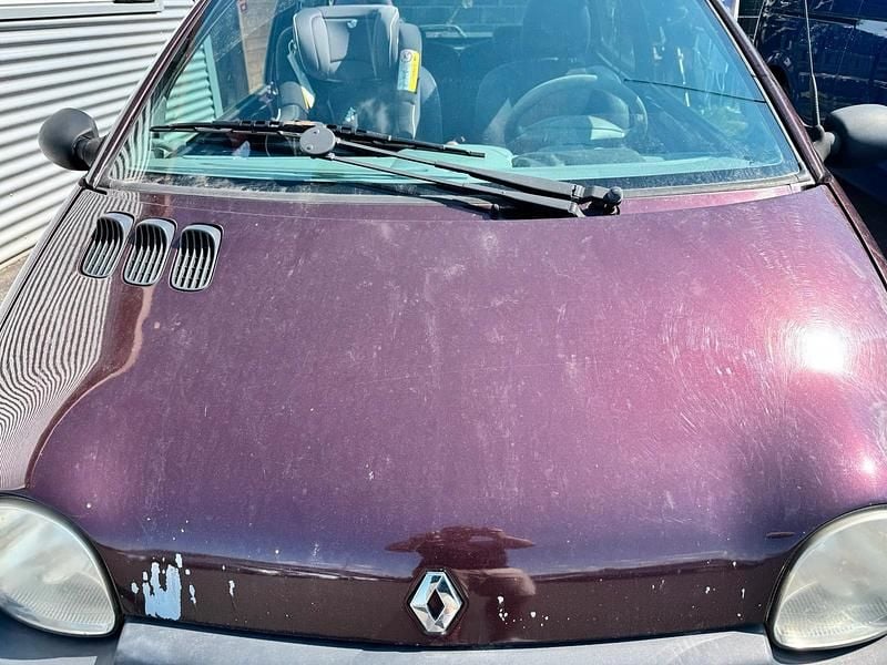 Second-hand Renault Twingo 58 CP (42 kW) 2003 Maro Hatchback