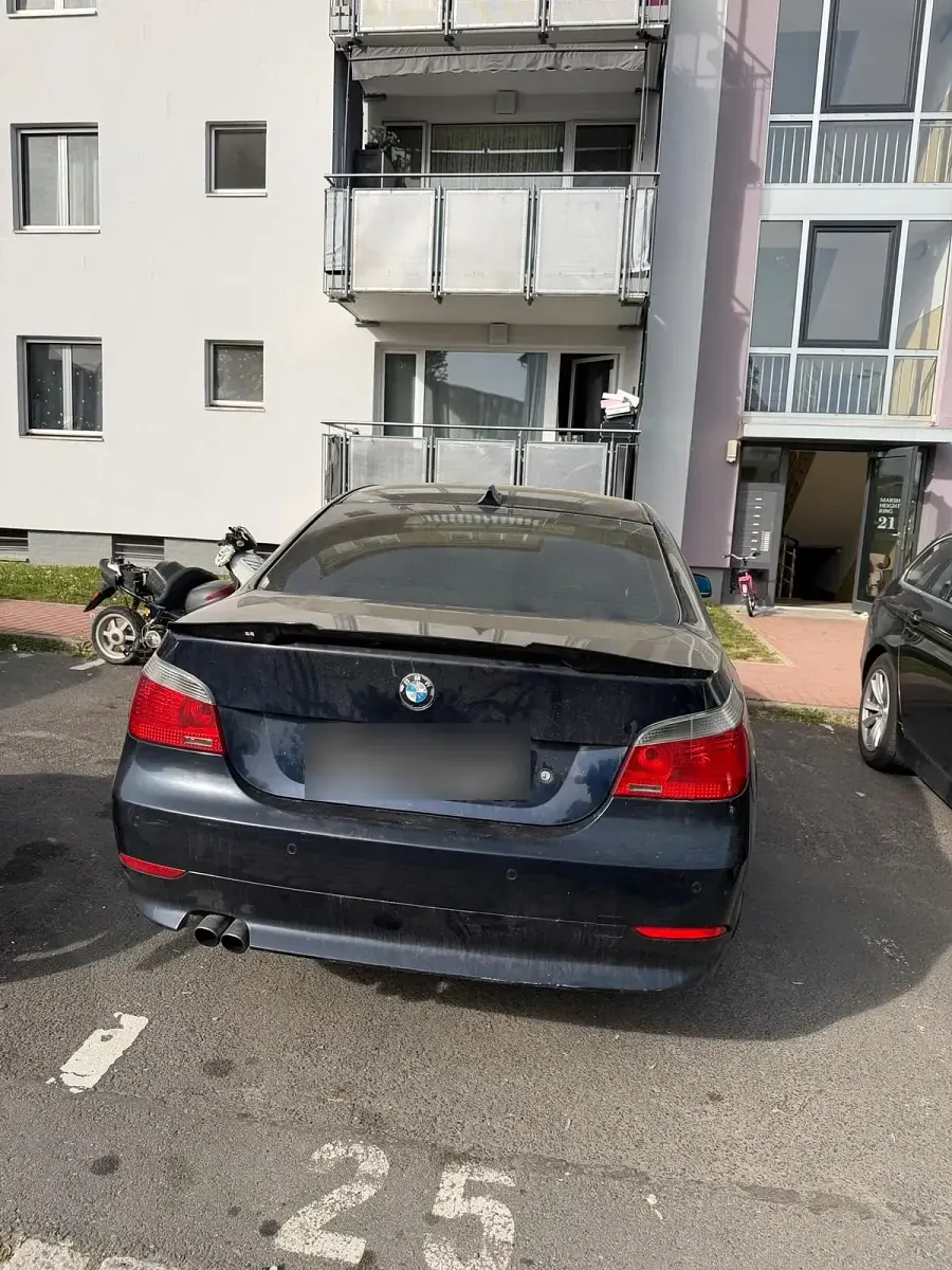 Second-hand BMW 520 170 CP (125 kW) 2003 Berlinǎ