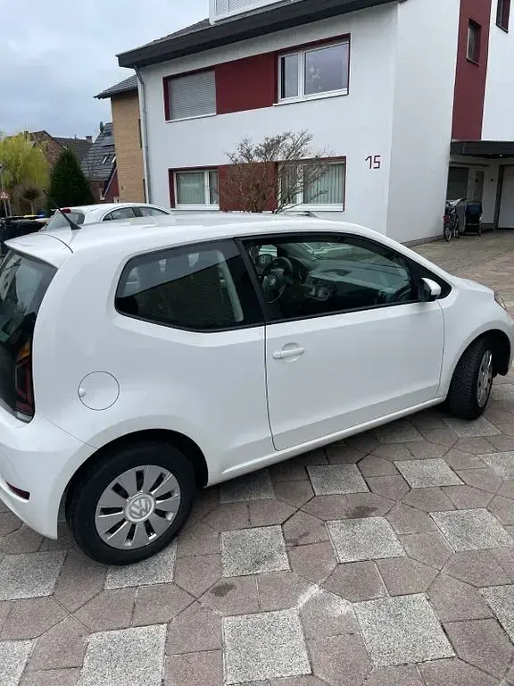 Gebraucht VW up! move up! 60 PS (44 kW) 2019 Weiß Kleinwagen