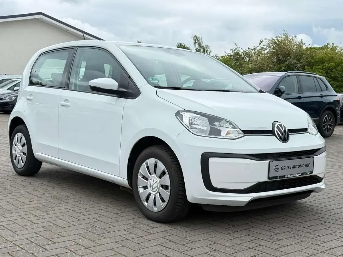 Używany VW up! move up! 65 KM (47 kW) 2022 Biały Hatchback