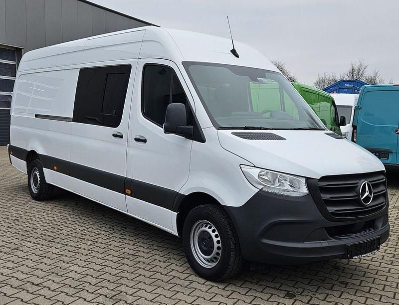 Gebraucht Mercedes Sprinter 170 PS (125 kW) 2023 Weiß Van