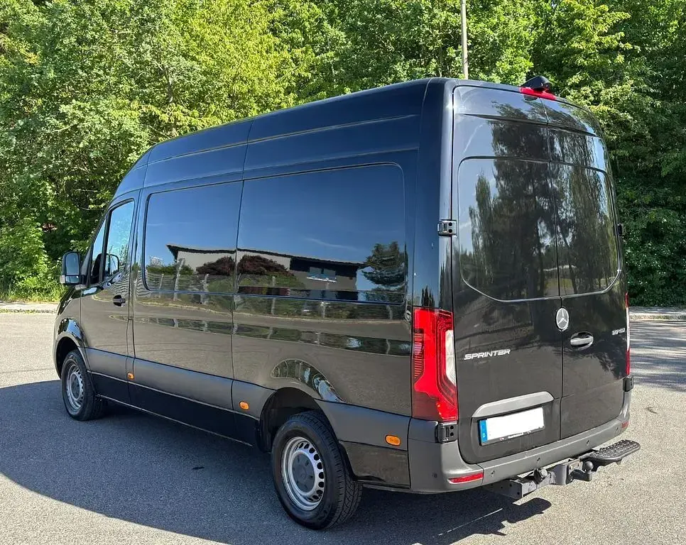 Gebraucht Mercedes Sprinter 170 PS (125 kW) 2021 Schwarz Van