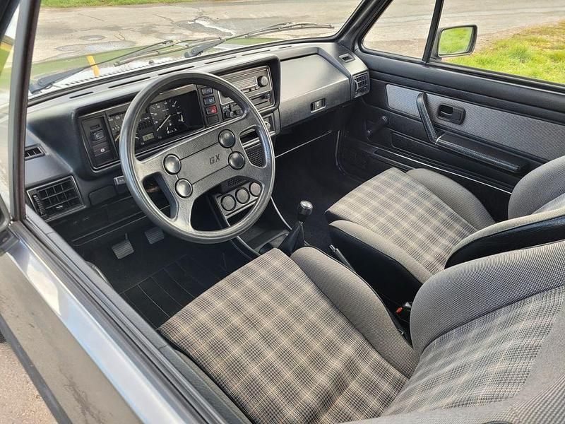 Gebraucht VW Golf II 69 PS (50 kW) 1984 Grau Kleinwagen