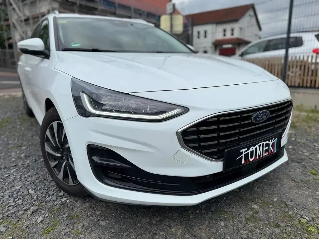 Gebraucht Ford Focus Titanium X 116 PS (85 kW) 2024 Weiß Limousine