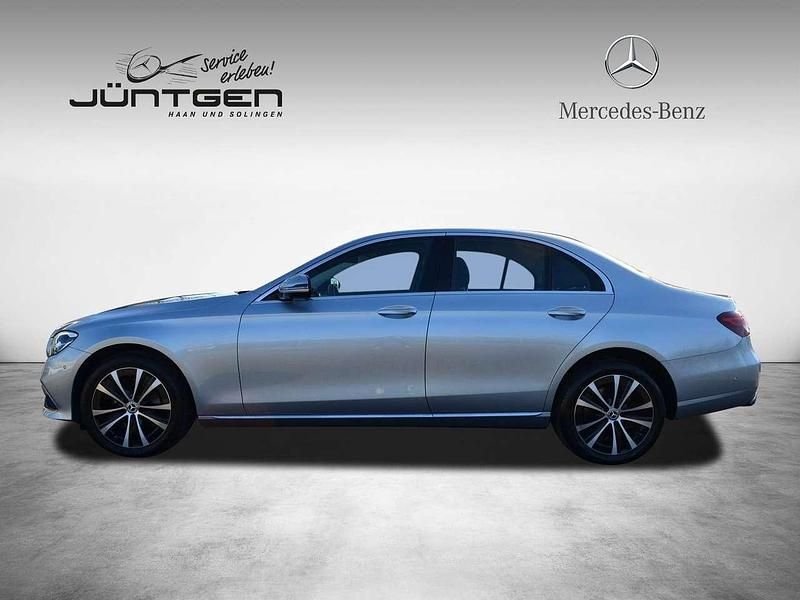 Gebraucht Mercedes E300 Exclusive 306 PS (225 kW) 2021 Silber Limousine
