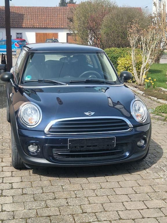 Second-hand Mini ONE 98 CP (72 kW) 2013 Albastru Hatchback