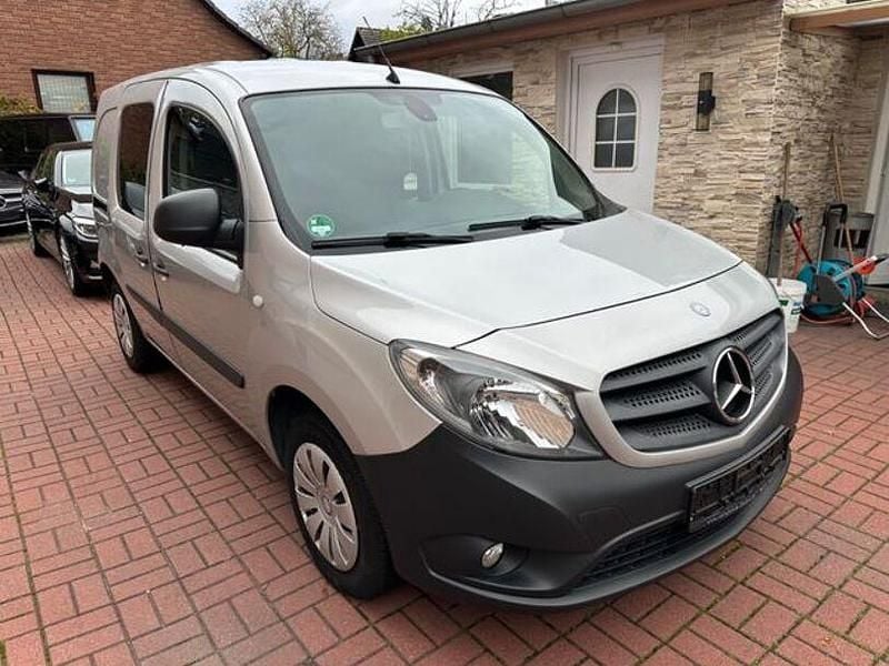 Gebraucht Mercedes Citan 112 230 PS (169 kW) 2016 Silber Van / Kleinbus