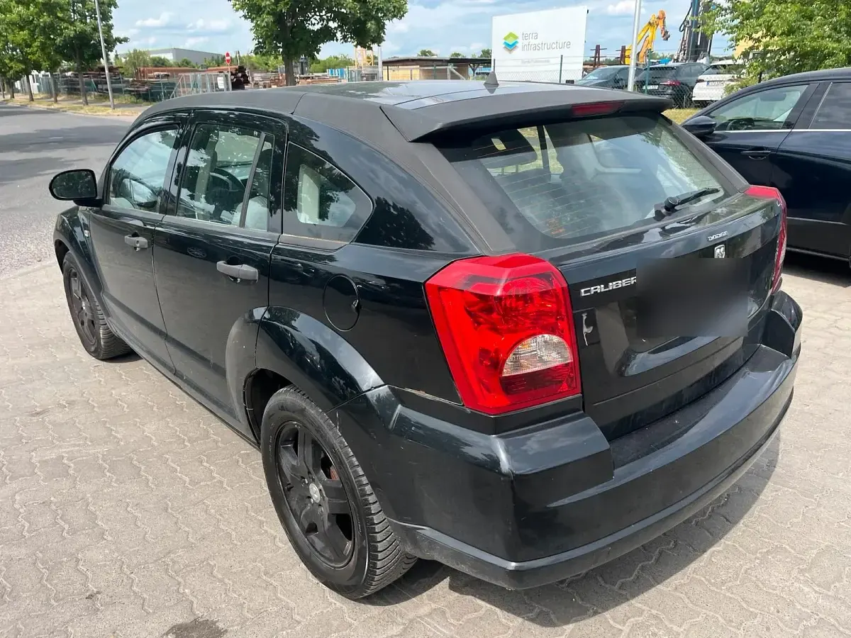 Gebraucht Dodge Caliber 150 PS (110 kW) 2006 Schwarz Kleinwagen