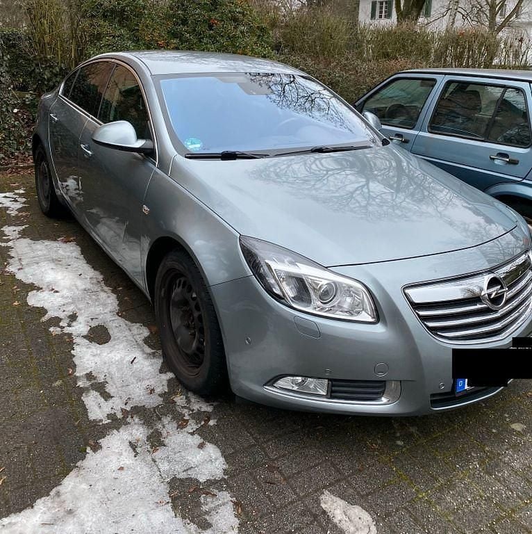 Gebraucht Opel Insignia Edition 140 PS (102 kW) 2012 Limousine