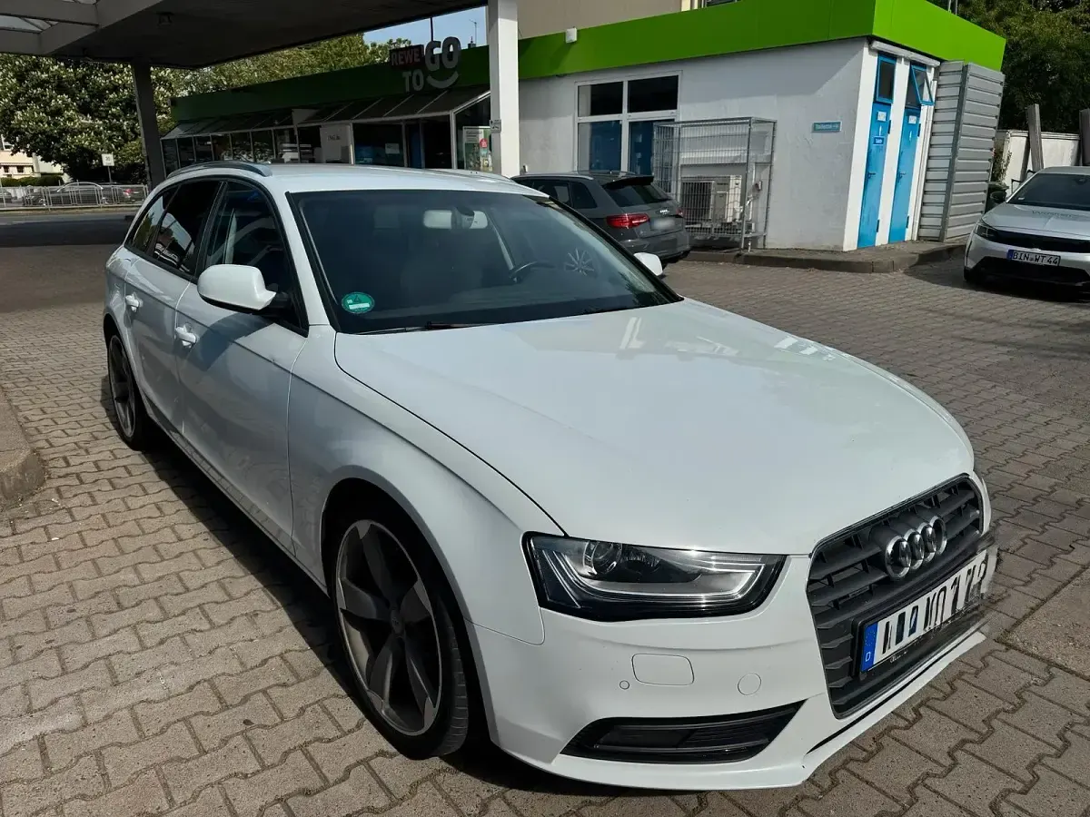 Usata Audi A4 245 CV (180 kW) 2013 Bianco Station wagon