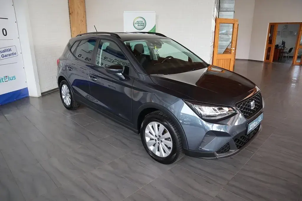 Gebraucht Seat Arona Style 116 PS (85 kW) 2024 Grau SUV